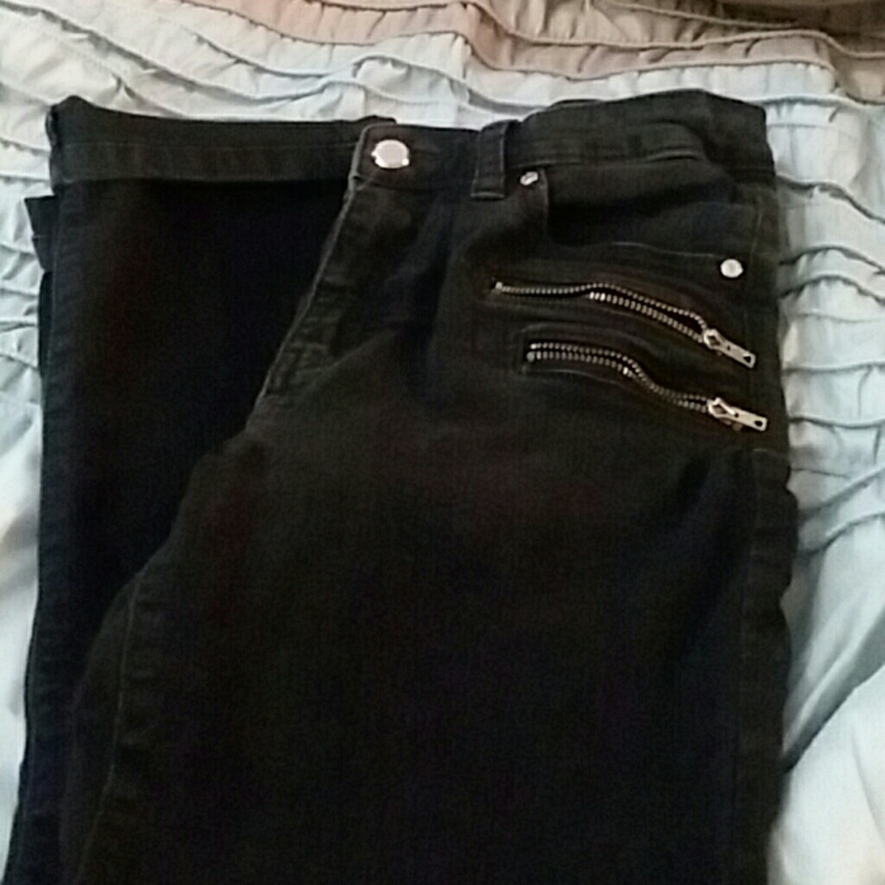 Last call $3/15 bundle with discounted shipping